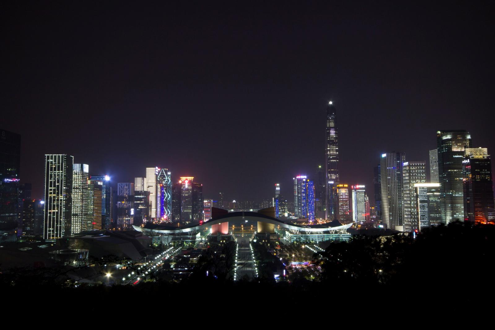 深圳莲花山顶夜景