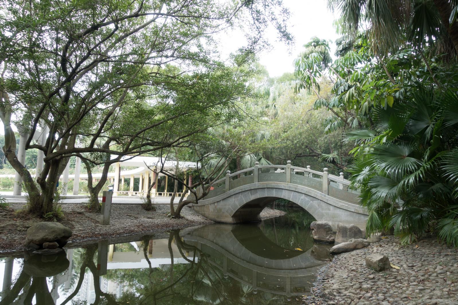 深圳罗湖人民公园