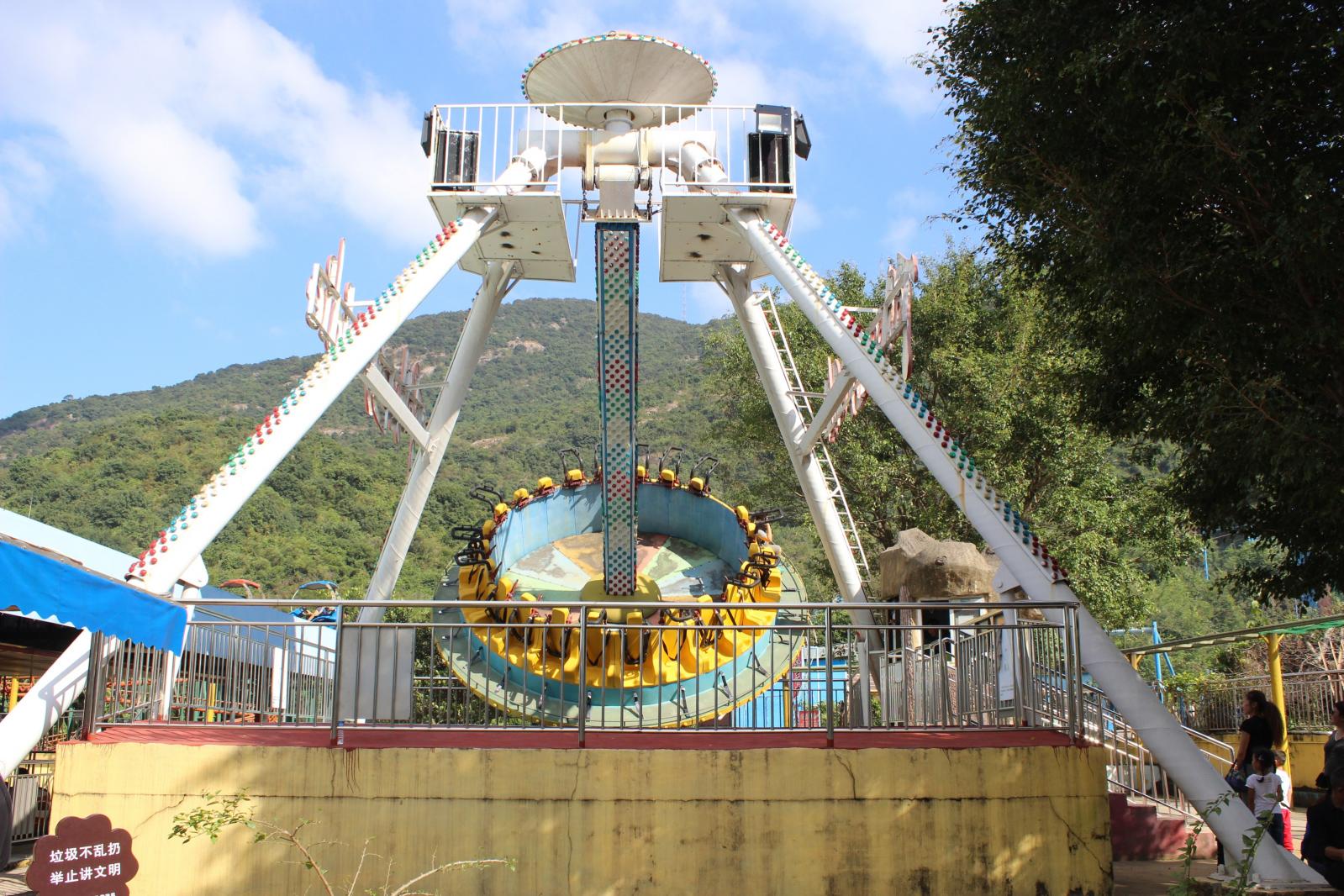 龙岗园山风景区游乐场