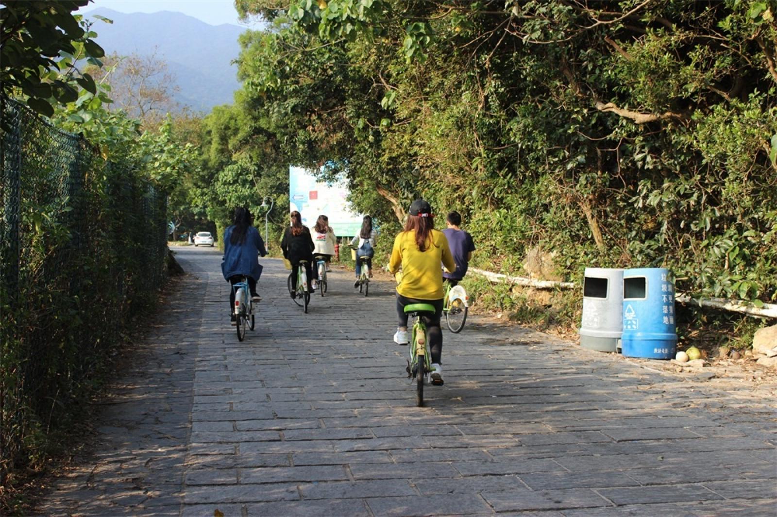 杨梅坑骑自行车