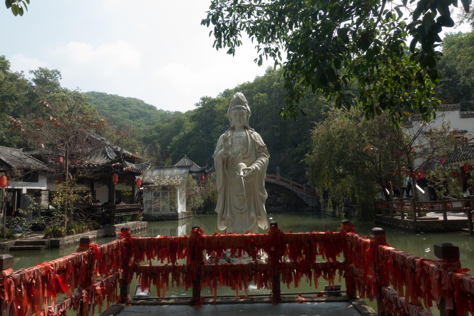 东莞凤岗龙凤山庄