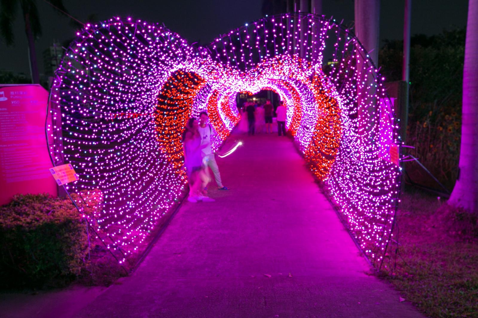 观澜湖体育公园灯光秀