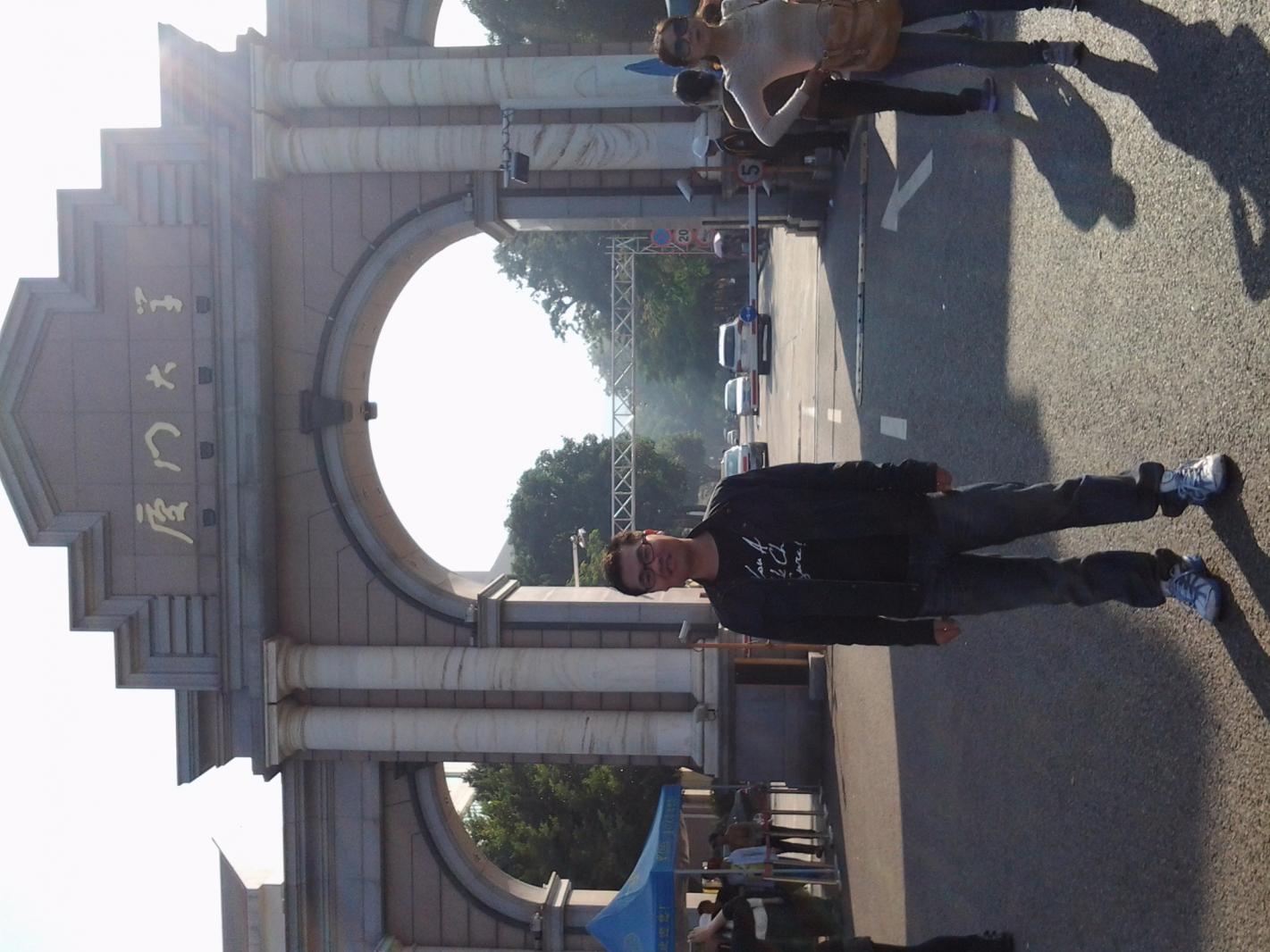 厦门（厦门大学，鼓浪屿，普陀寺，胡里山炮台，福建土楼）
