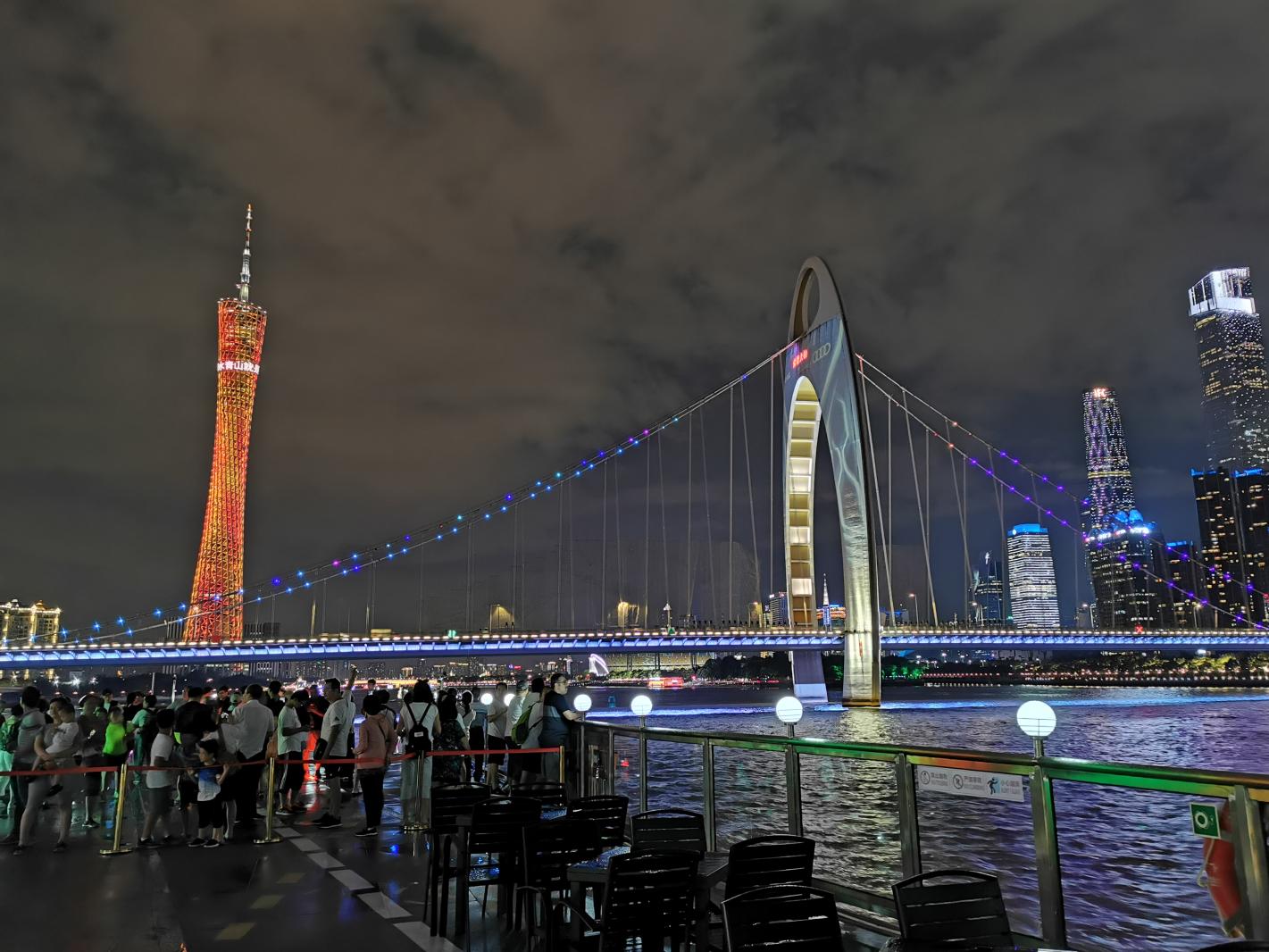 珠江夜游-小蛮腰