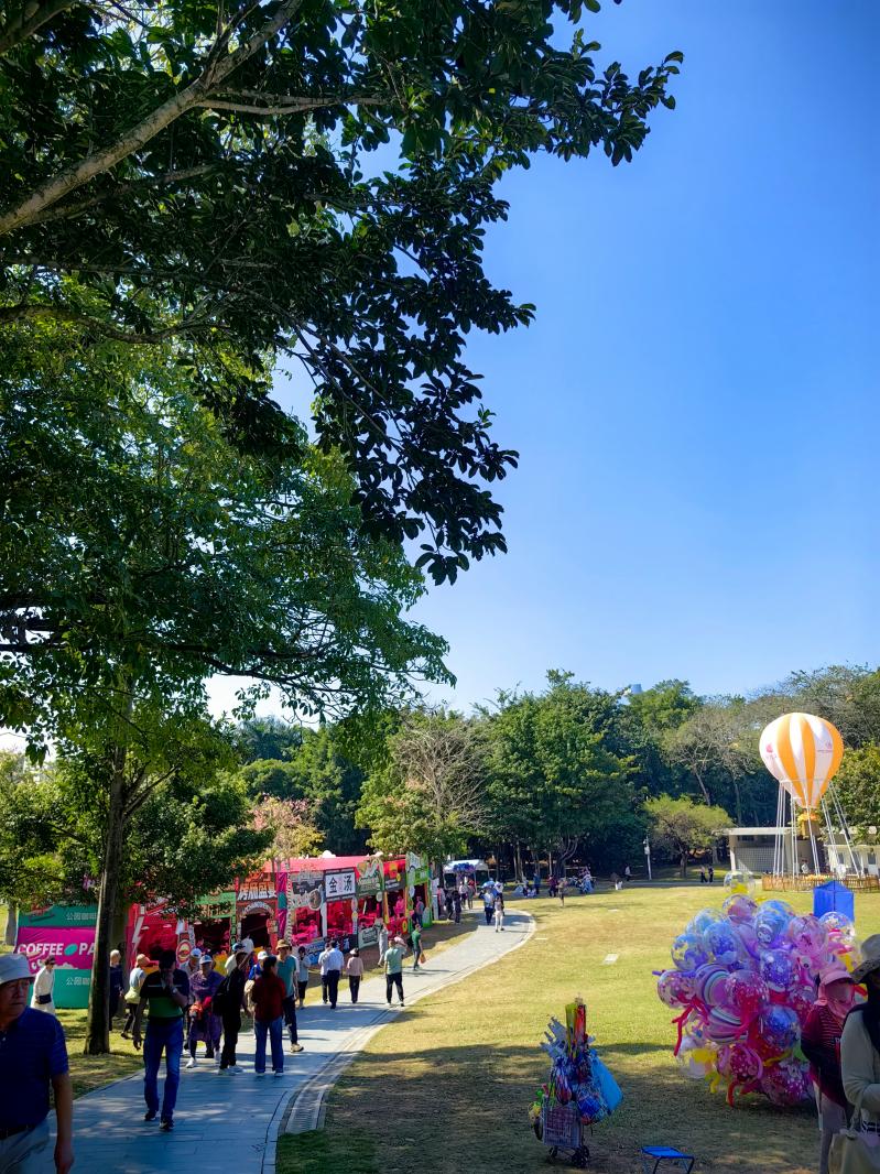 2024莲花山勒杜鹃展