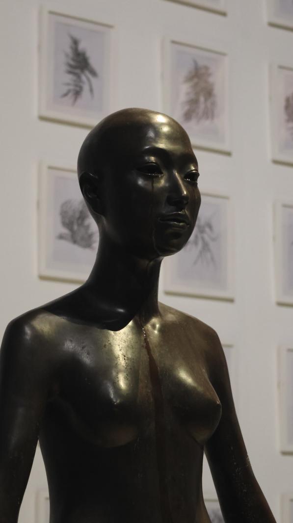 叶锦添巨人展
