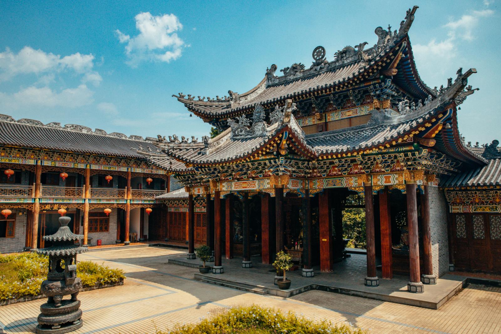 深圳大鹏东山寺