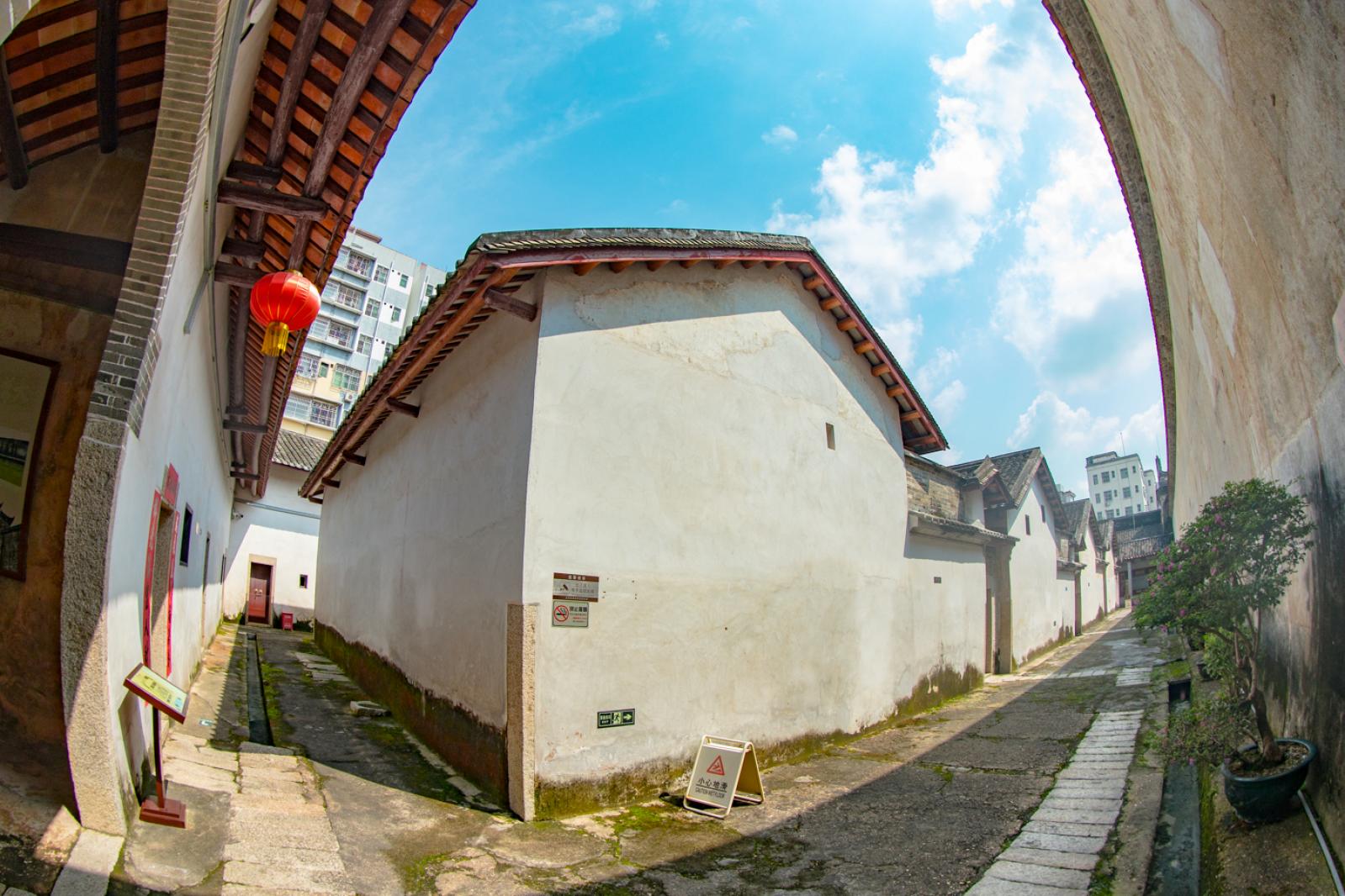 鹤湖新居