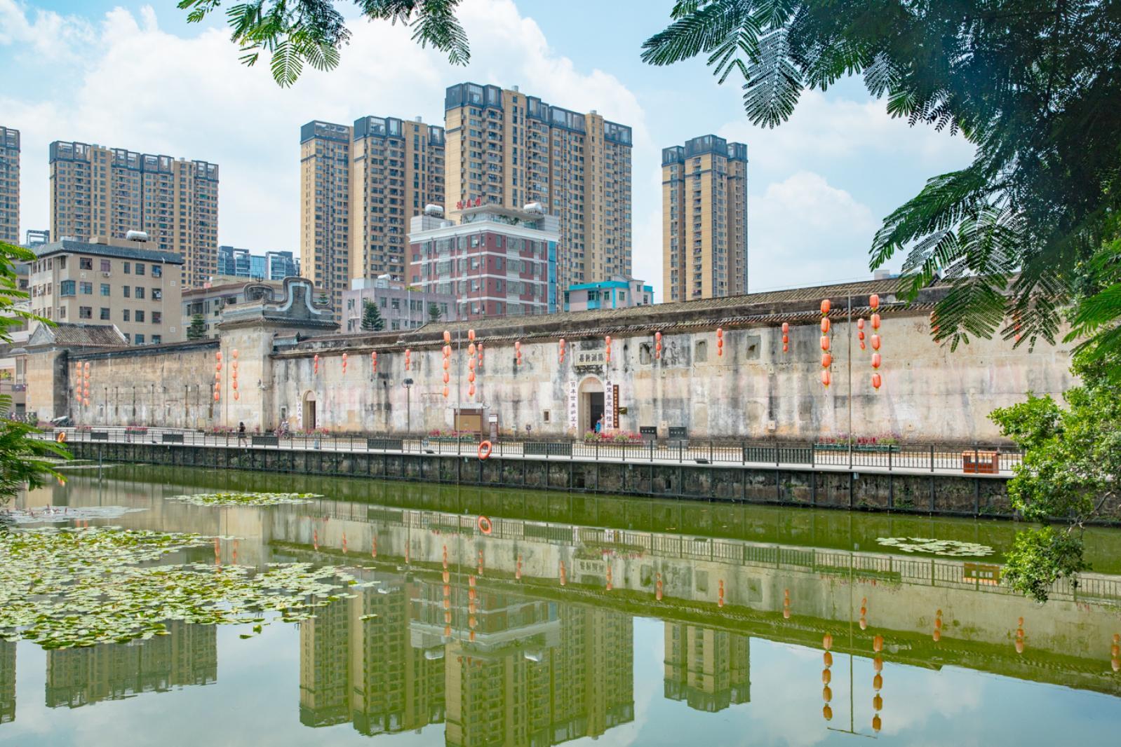 解锁深圳客家古村落，被誉为“客家建筑活化石”的鹤湖新居 - 知乎