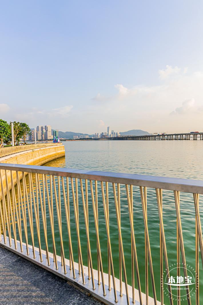 欢乐港湾