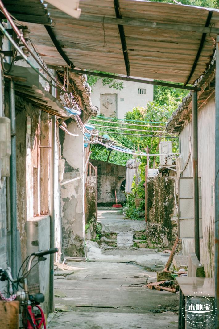 鹊山老村