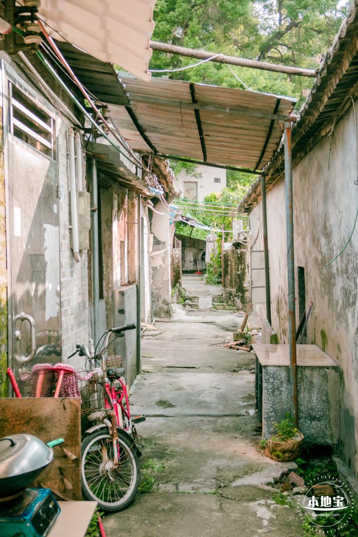 鹊山老村