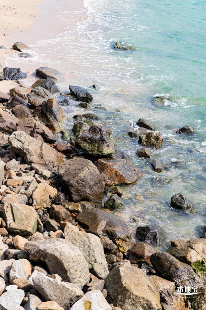 机车港湾海边