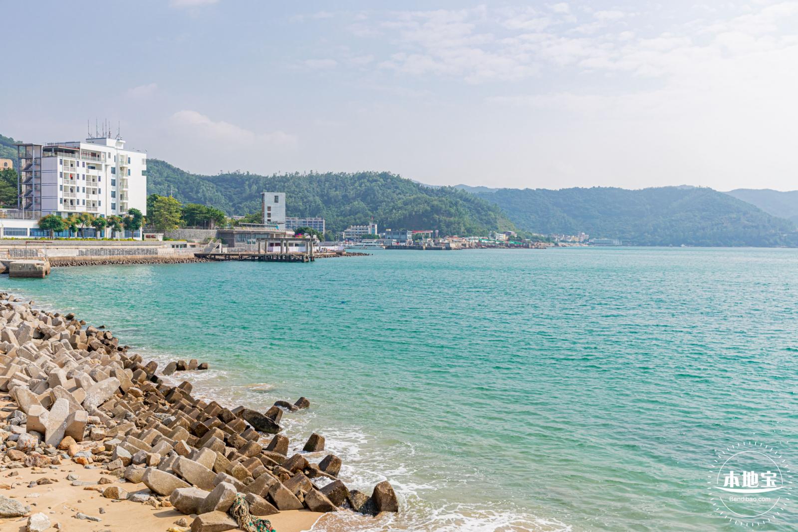 机车港湾海边