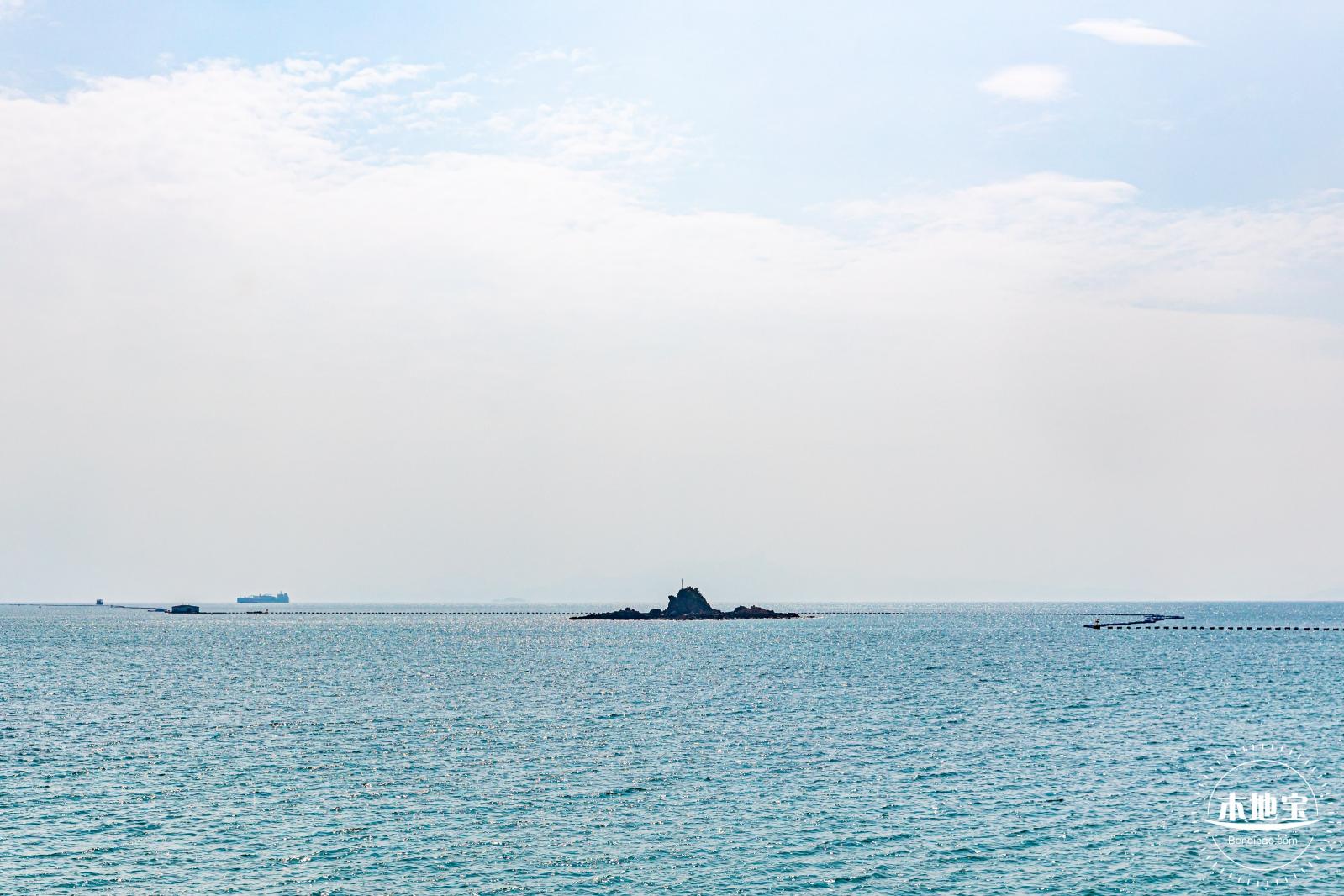 机车港湾海边