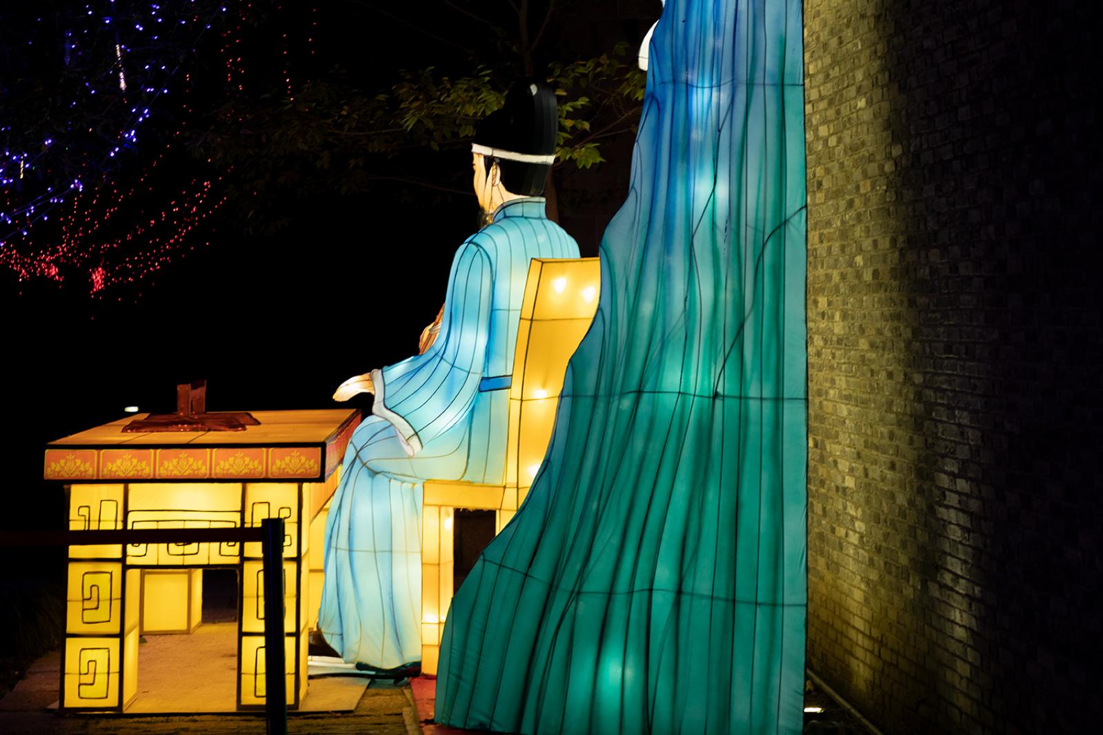 广富林灯会