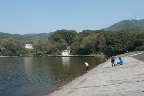 银湖度假村