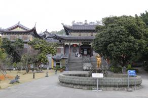大鹏东山寺
