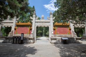 明十三陵-神路