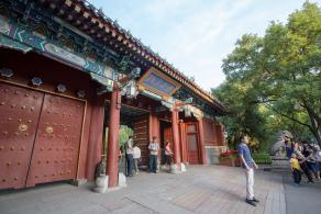 北京大学西校门