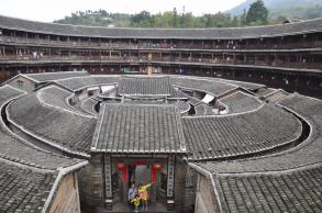 厦门（厦门大学，鼓浪屿，普陀寺，胡里山炮台，福建土楼）