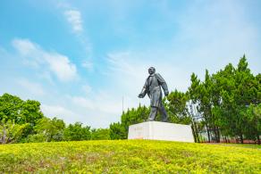 莲花山公园