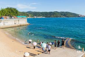 蓝宝石沙滩
