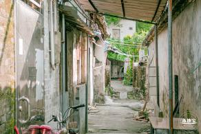 鹊山老村