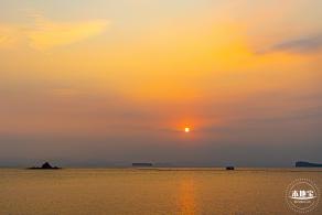 机车港湾海边