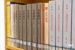 灯塔图书馆