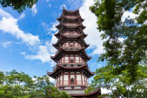 古塔公园