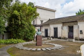 俄地吓艺术村