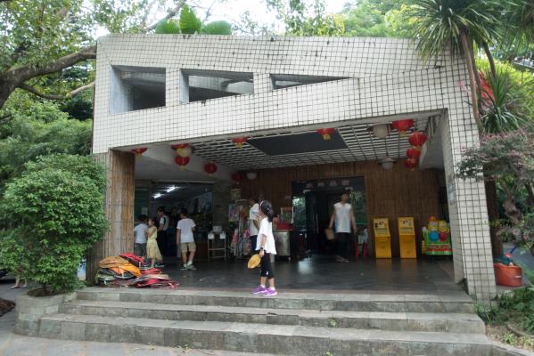 东湖公园钓鱼区
