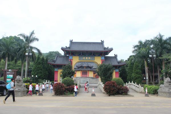 龙岗园山风景区妙觉寺