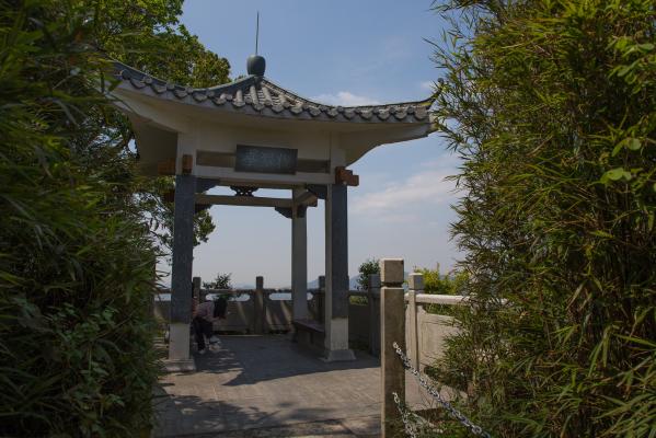 塘朗山公园