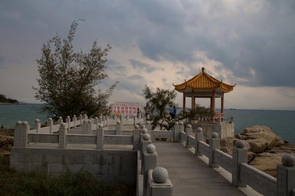 官湖东江纵队北撤纪念公园