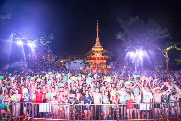 锦绣中华-泼水节