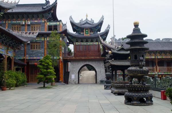 东山寺