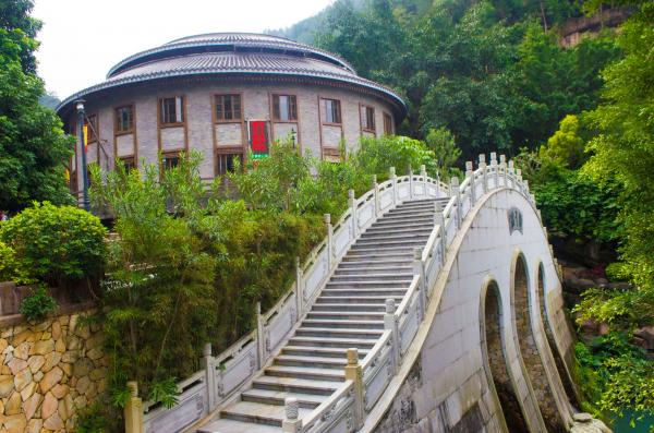 梅州雁南飞景区