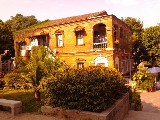 厦门（厦门大学，鼓浪屿，普陀寺，胡里山炮台，福建土楼）