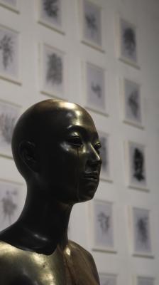 叶锦添巨人展