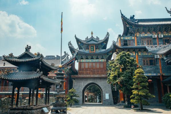 深圳大鹏东山寺