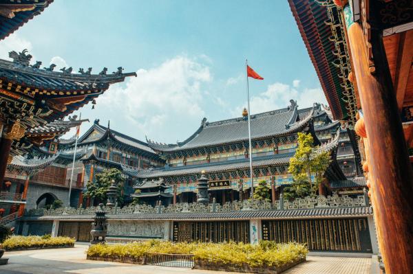 深圳大鹏东山寺