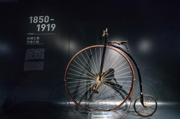 龙岗红立方