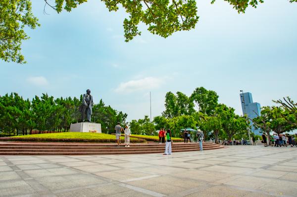 莲花山公园