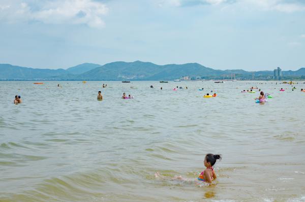 较场尾