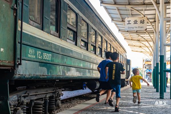 清水河废旧铁轨