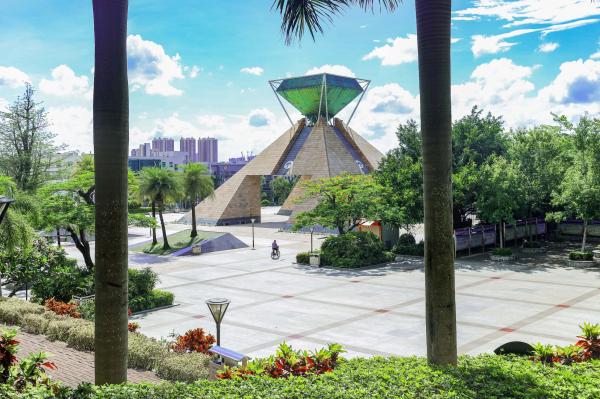 深圳凤凰山国家矿山公园