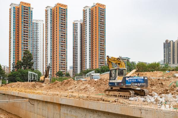 建设中的深圳