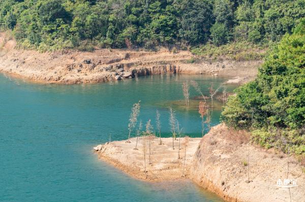 翠岭湖水库公园